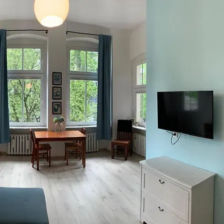 Bright And Spacious *