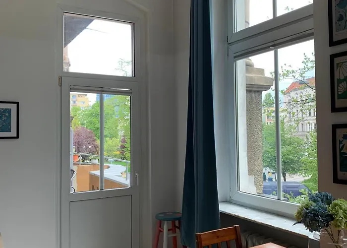 Apartment Bright And Spacious