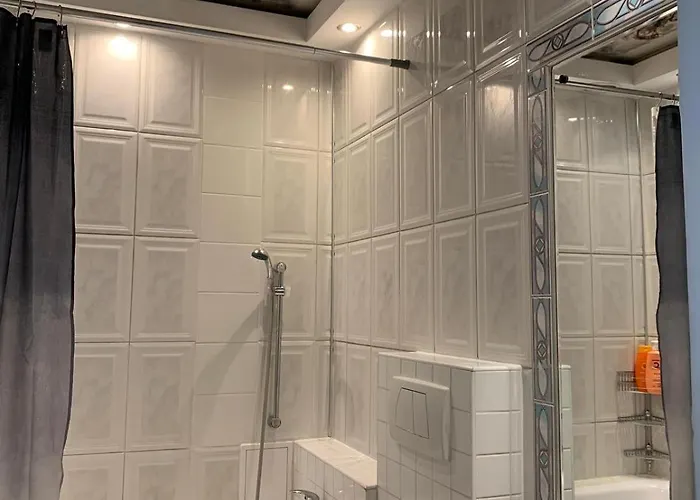 Apartment Bright And Spacious